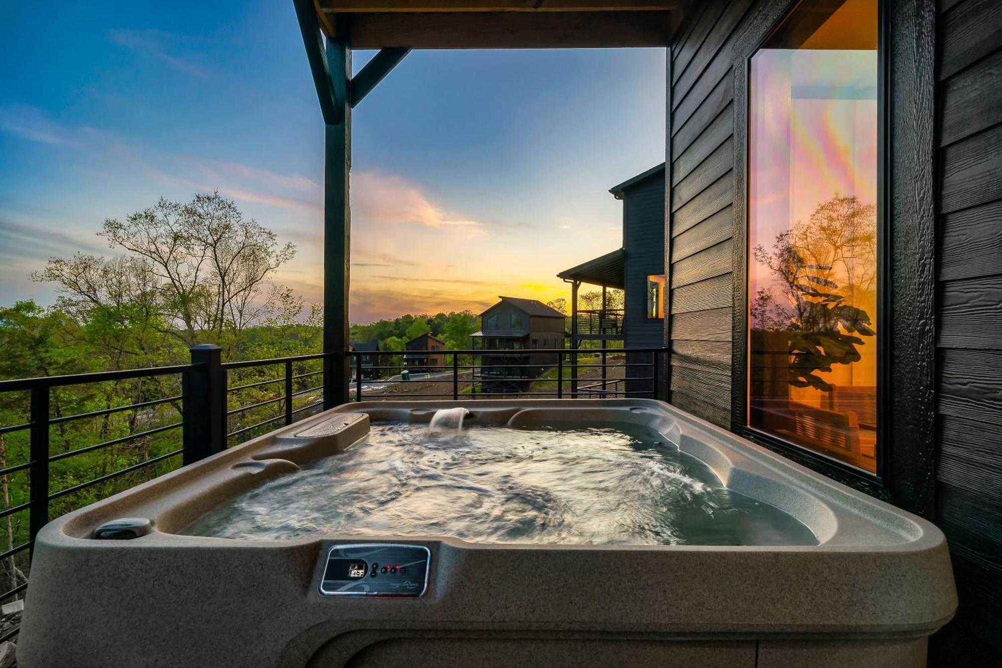 Halle Beary By Avantstay Indoor Pool Hot Tub Sunset Views سيفيرفيل المظهر الخارجي الصورة